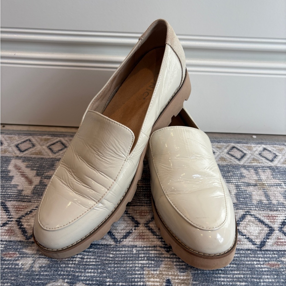 Vionic Cream Patent Loafers
